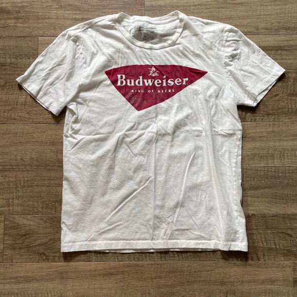 BUNDLE & SAVE! Men's LUCKY BRAND Budwiser tee, size M - Picture 1 of 3